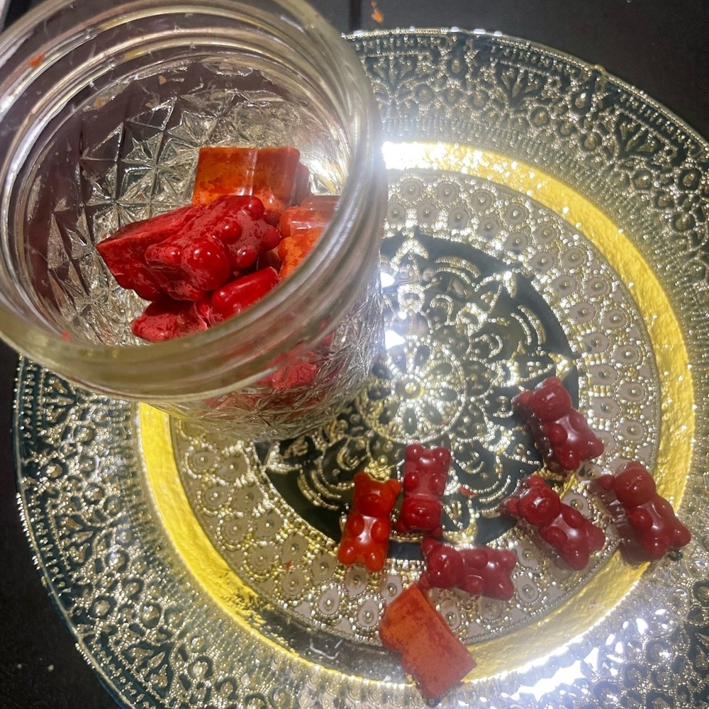 Assorted Red and orange orange scented Gummy Bear wax melts
